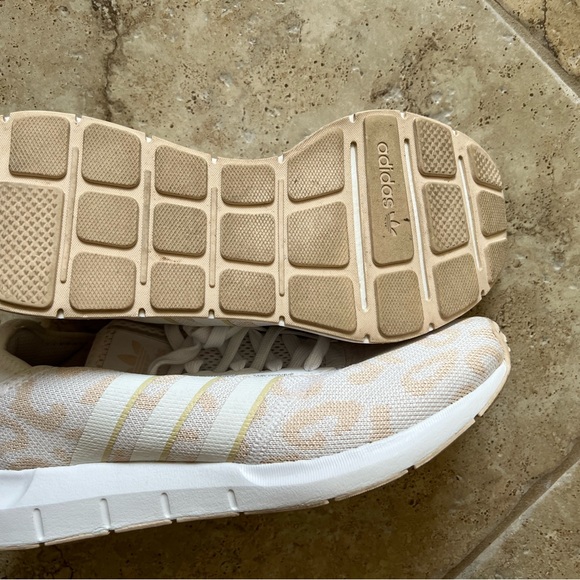 Adidas swift run leopard 9.5 - Picture 3 of 4